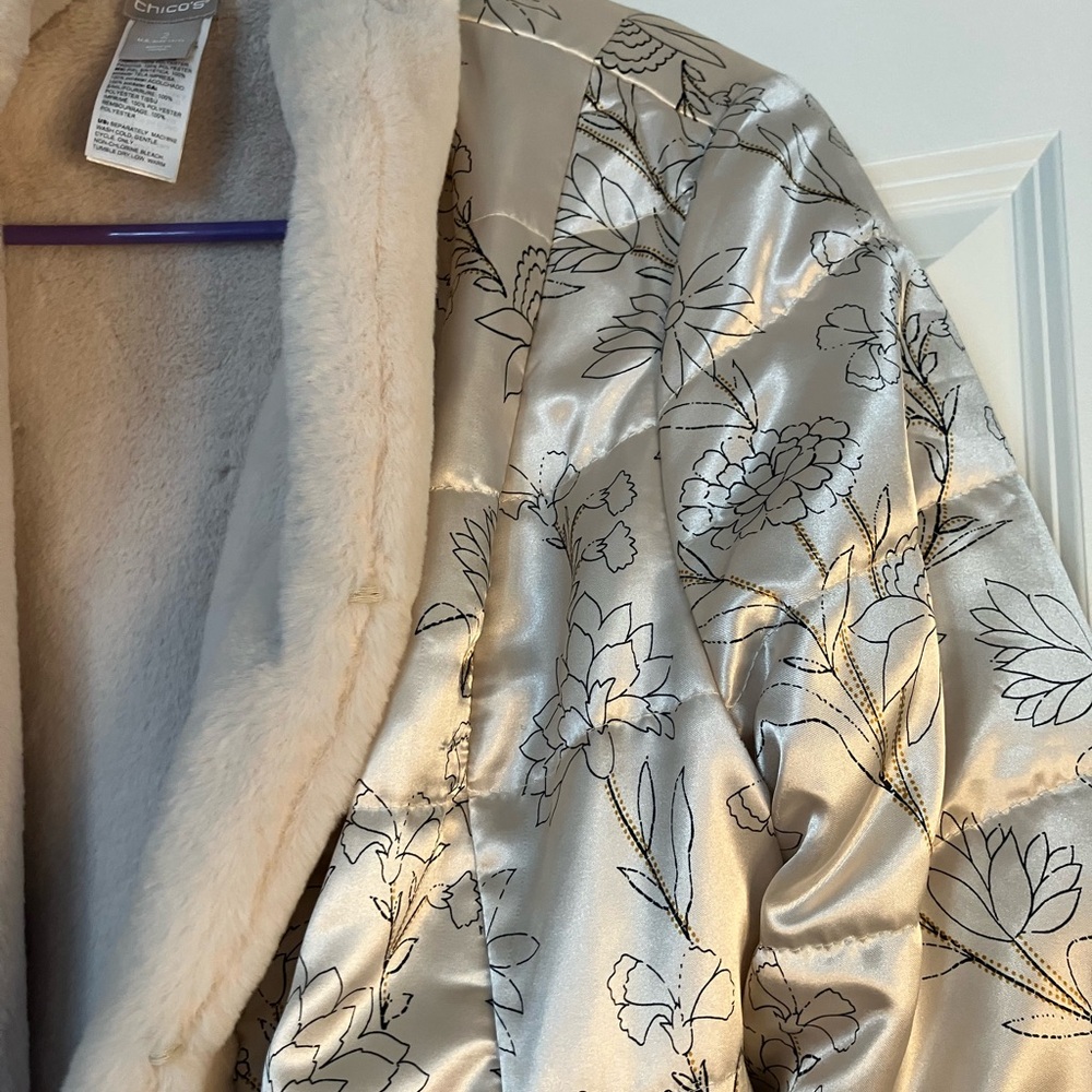 Chico's Cream Floral Faux Fur Jacket - Picture 5 of 15